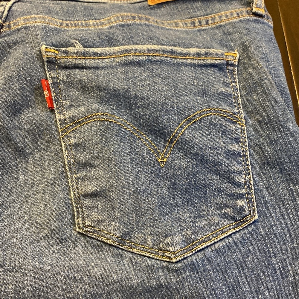 Levi’s 720 High-Rise Super Skinny Distressed Jeans  - Size 31✨ - Picture 13 of 14